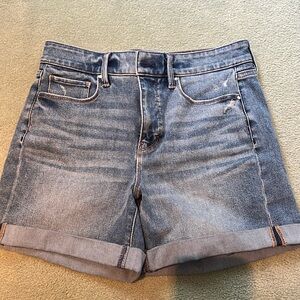 WHBM 5” high rise short size 4